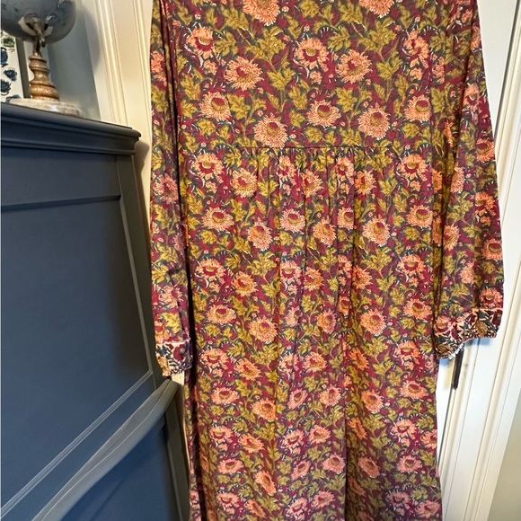 NWT Victoria Dunn Marigold dress - gorgeous color way. - Picture 2 of 4